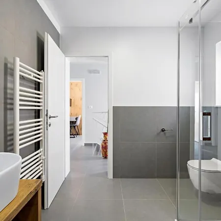 Daire Luxury Two-Floor Apartment With Private Heated Pool, Garden And Sea View 1